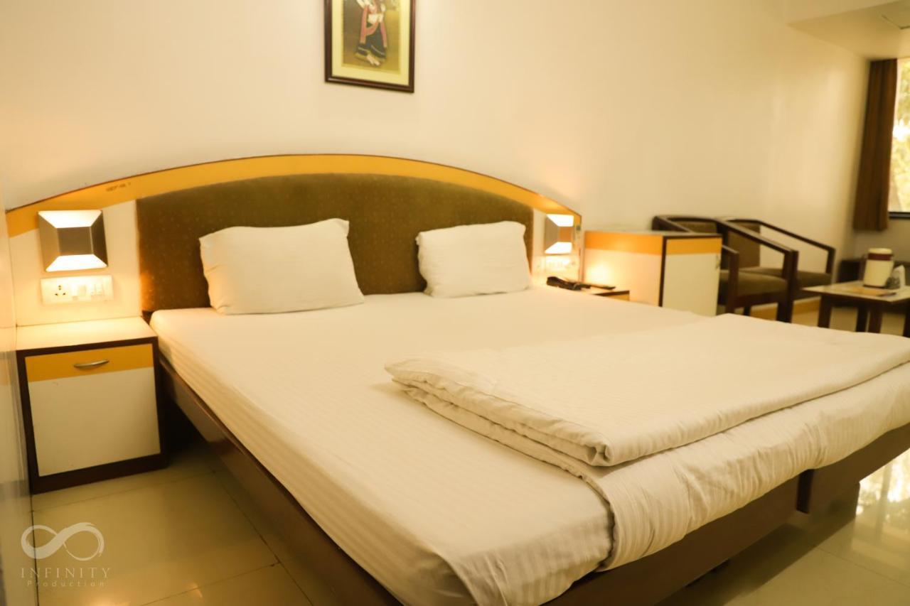 Blue Diamond The Hotel Korba Екстер'єр фото